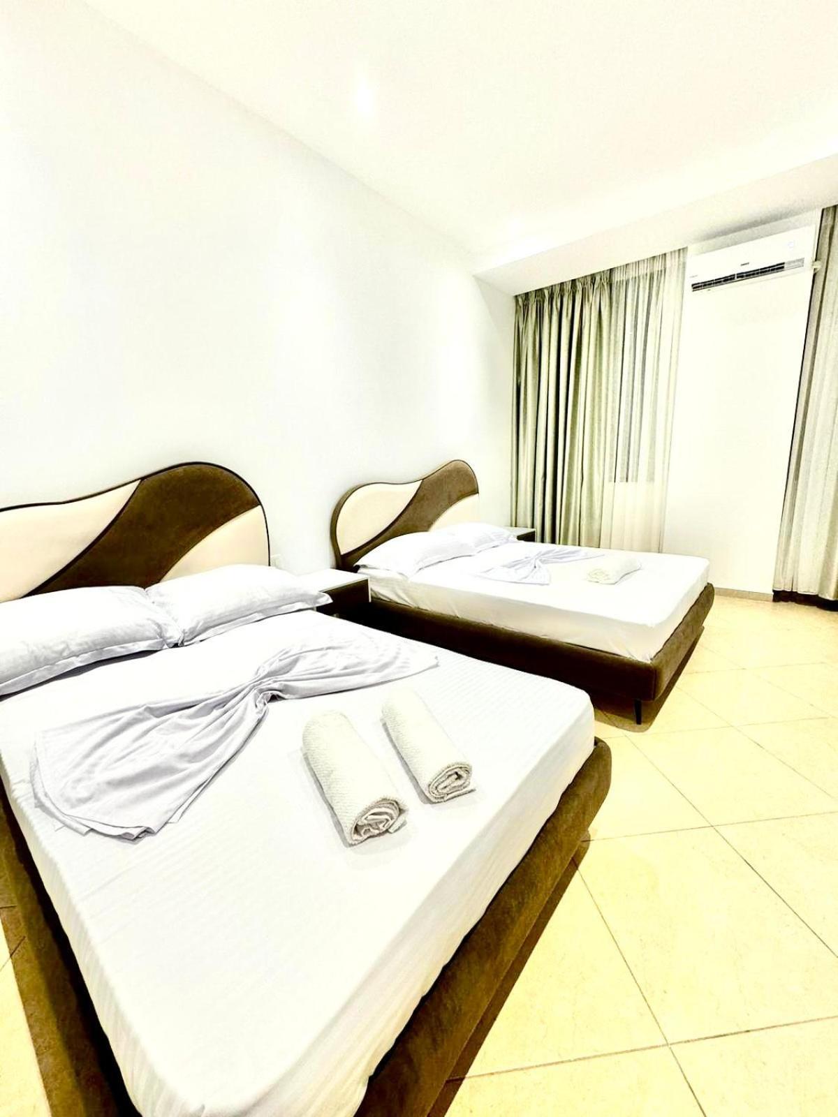 Hotel Balili Вльора Екстер'єр фото