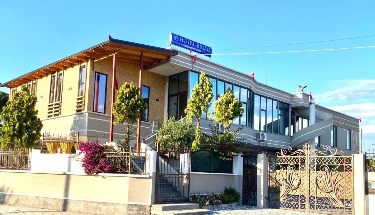 Hotel Balili Вльора Екстер'єр фото
